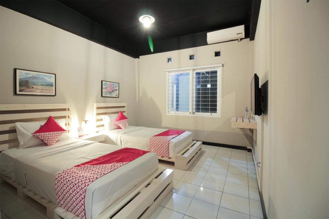 Oyo 260 Home 33 Bandung Exterior photo