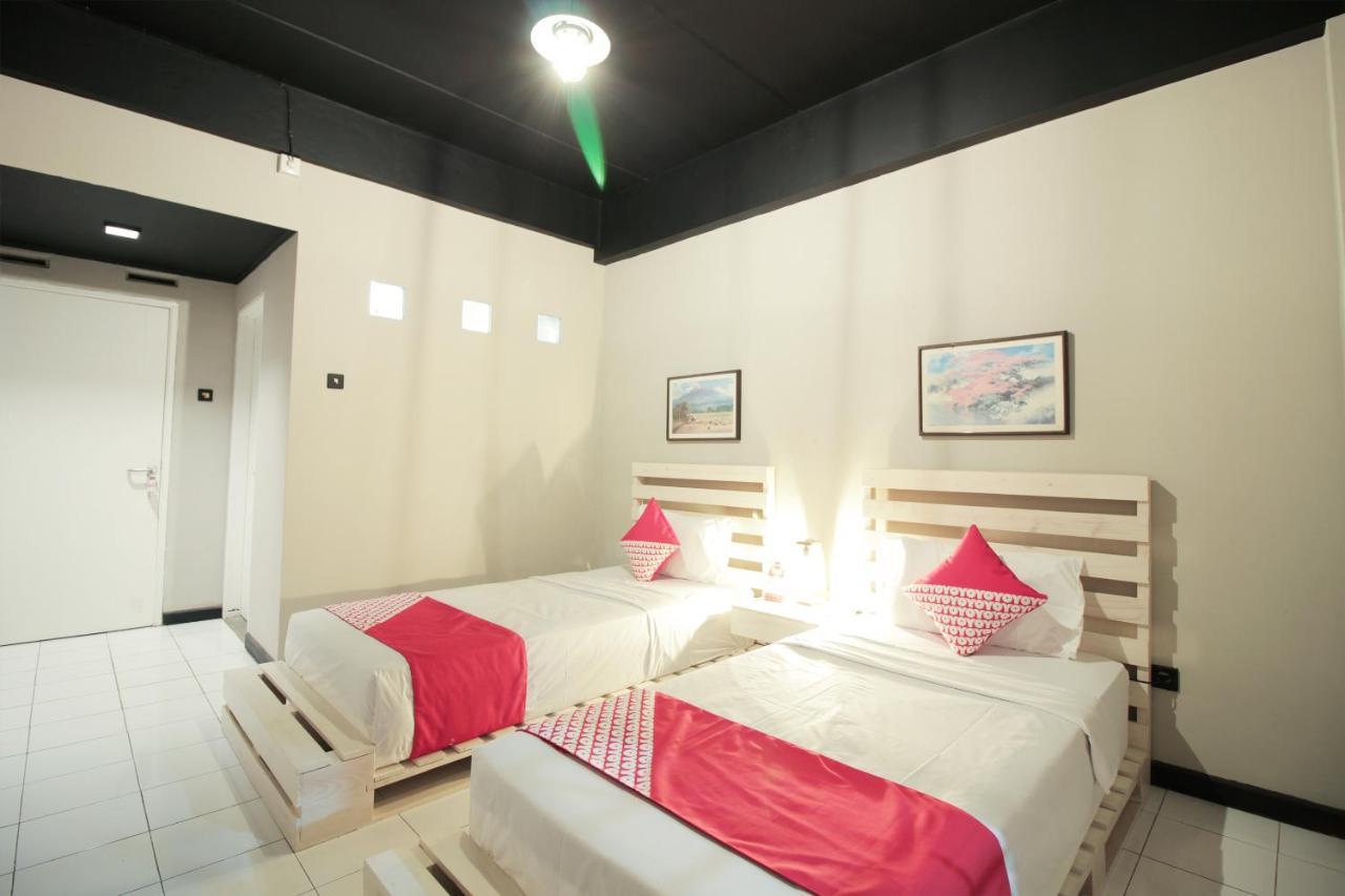Oyo 260 Home 33 Bandung Exterior photo